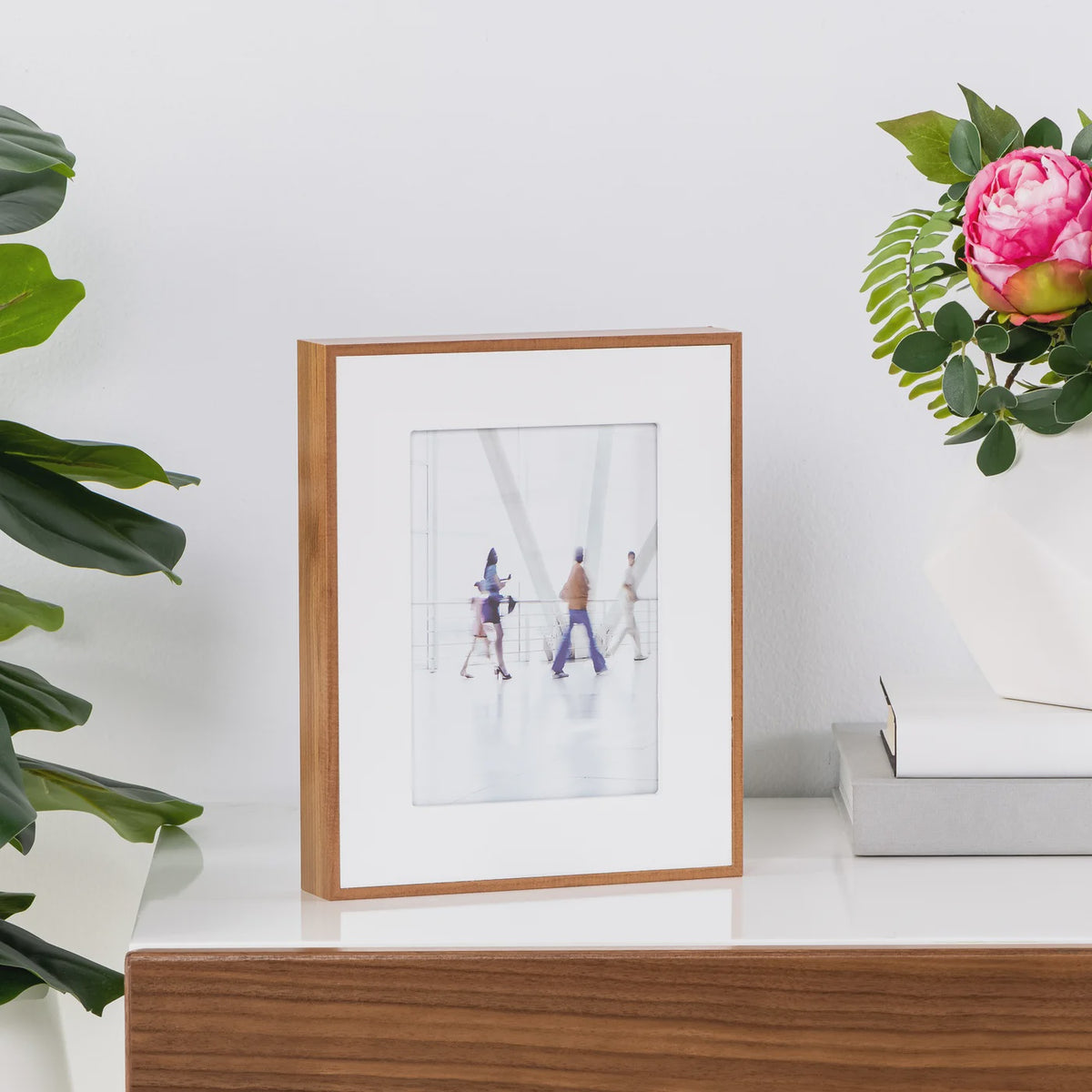 Walnut Vaneer Frame 5 x 7