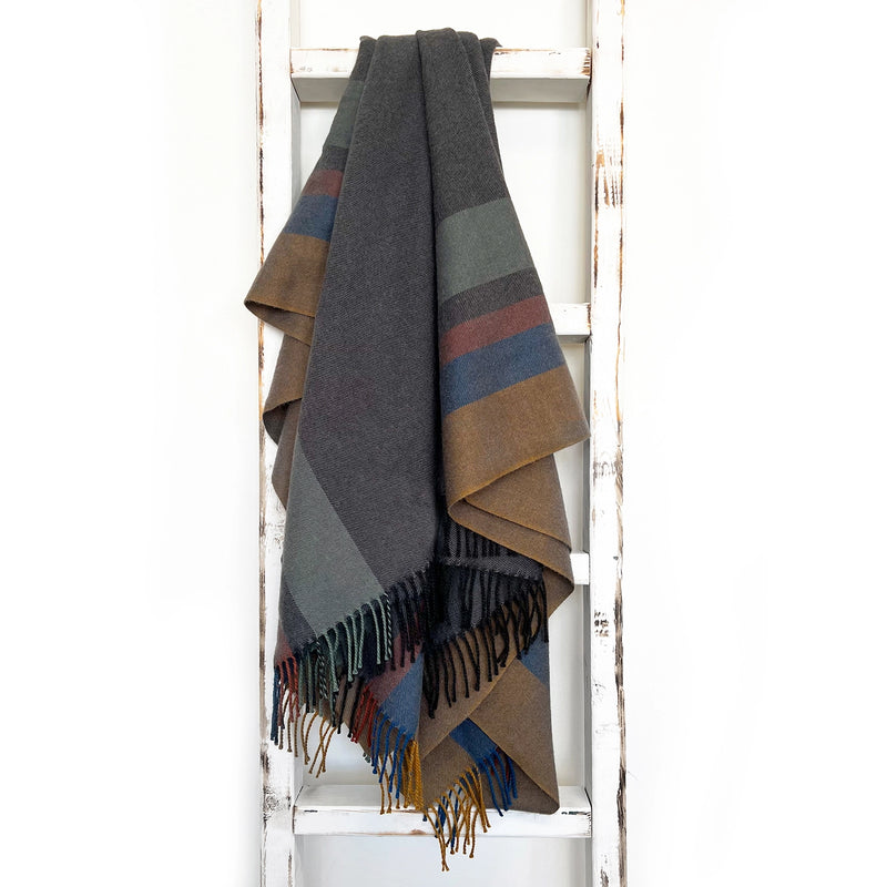 100% Baby Alpaca Throw- Meteorite  51'' x 71''