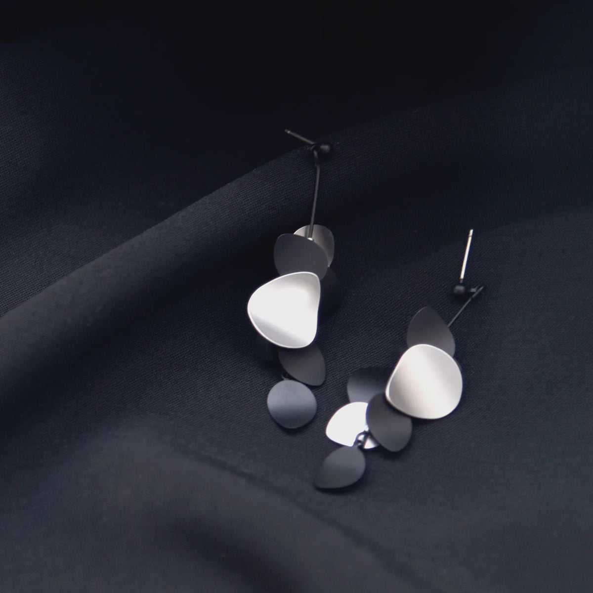 Florae Dangling Earrings