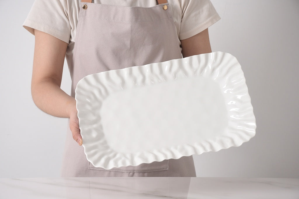 Medium Deep Platter. 15 x 10 x 1.5''