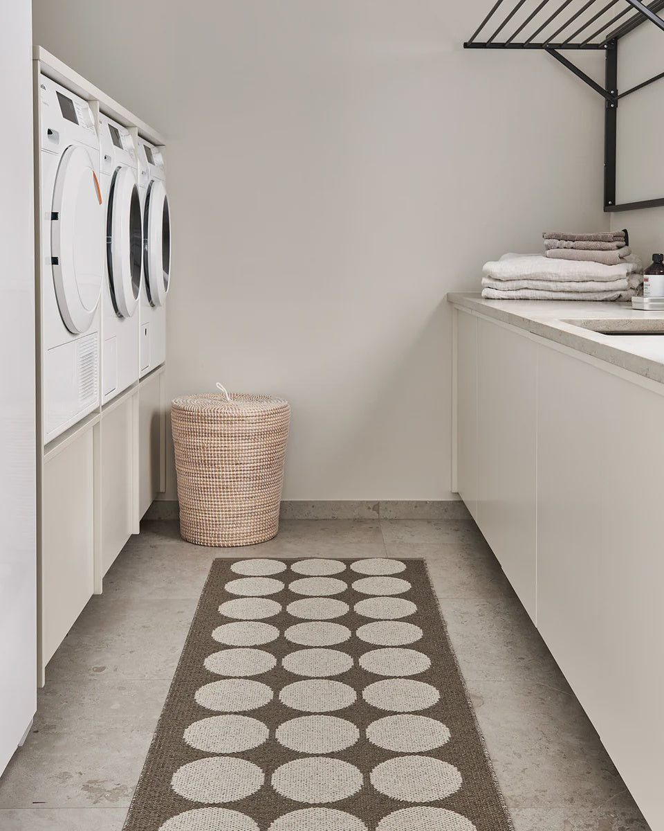 Pappelina Walnut-Linen Runner 5.25'