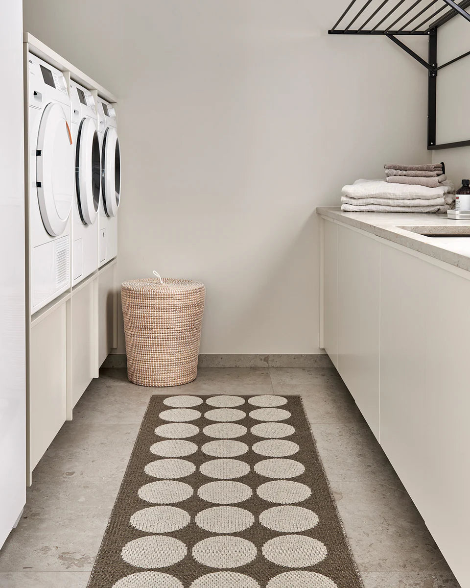 Pappelina Walnut-Linen Runner 5.25'