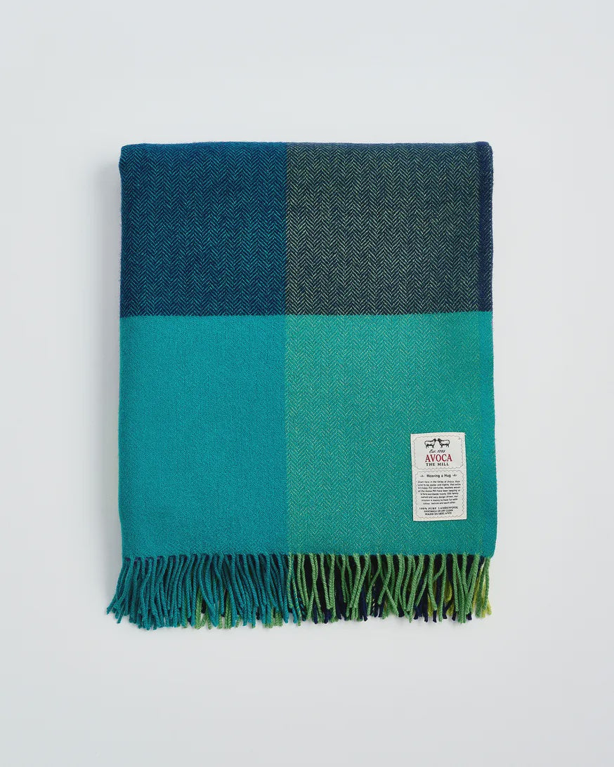 Dublin Nights 100% Lambswool Throw