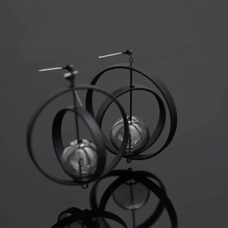 Eris Aqua Glass Earring