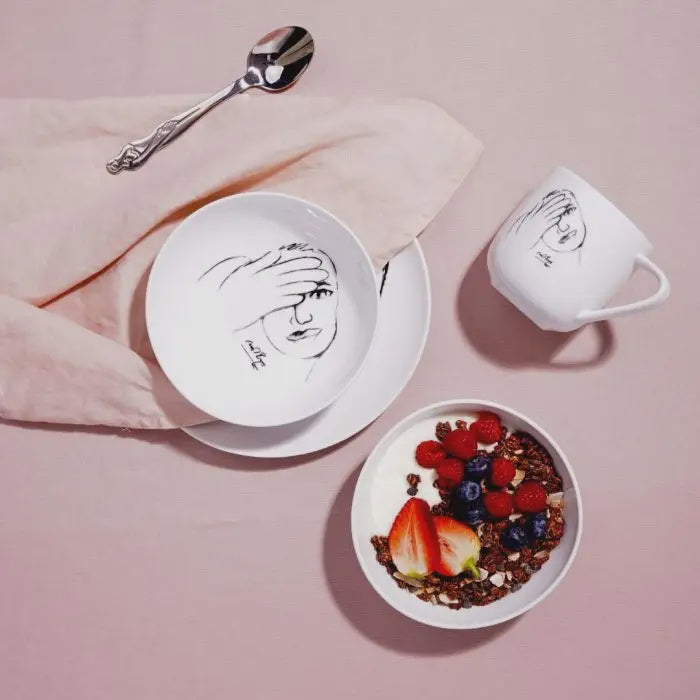 CaRRol BoYes Cereal Soup Bowl, Just a Minute