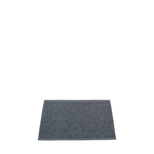 Pappelina Rug Svea Granit/Black  2.25 x 1.75'