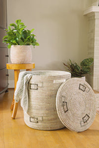 Matching Block Flat Lidded Basket