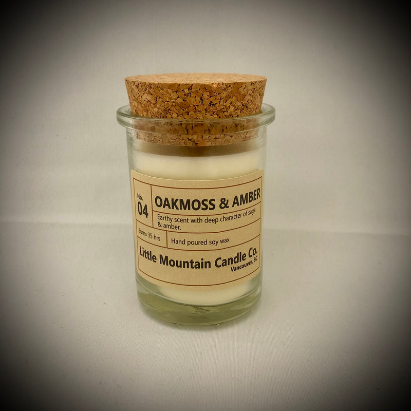 Oakmoss & Amber Candle No.04