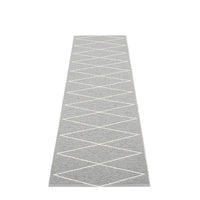 Max Grey Reversible  2 ft 4''x 3ft  4'' Pappelina Rug