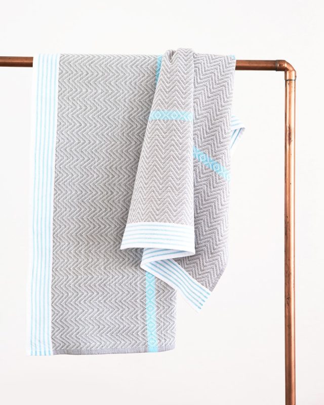 Mungo Tawulo Bath Sheet, Aqua