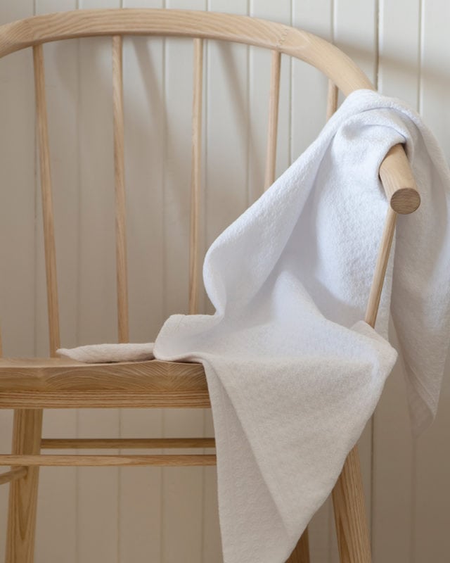 100% Gots Organic Hand Towel -White