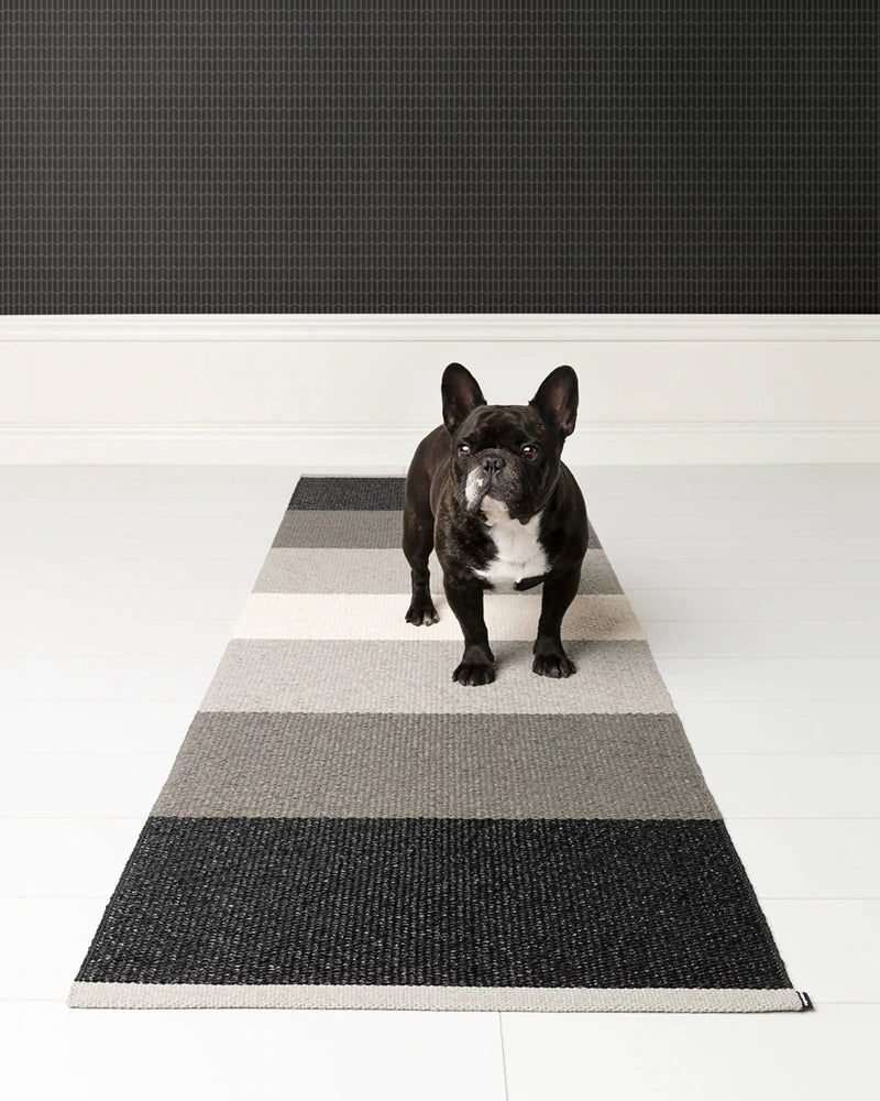 Pappelina Kim  Black Grey Vanilla  2.5 x 5.25 ft Rug