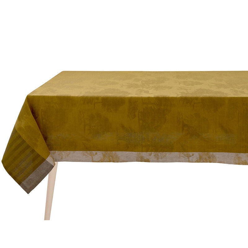 Le Jacquard Francais, Souveraine Tablecloth Gold Linen  69'' x 98''